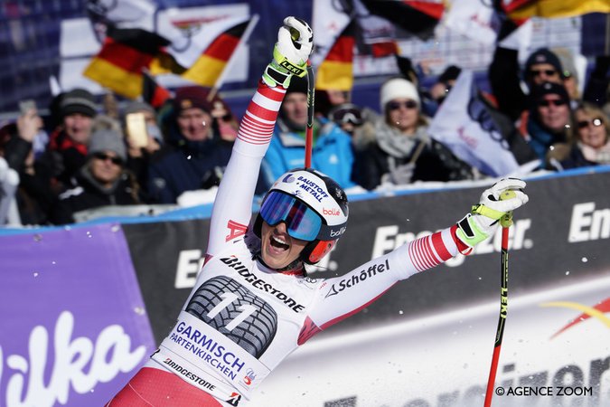 Descente de Garmisch : Stéphanie Venier, Sofia Goggia et Kira Weidle sur la boîte, Corinne Suter abonnée au chocolat