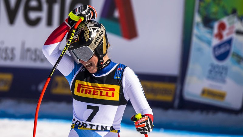 Lara Gut-Behrami et Corinne Suter mettent la Suisse sur orbite à Cortina!